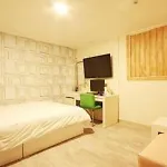 Reem Hotel