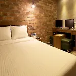 Reem Hotel