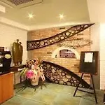 Reem Hotel